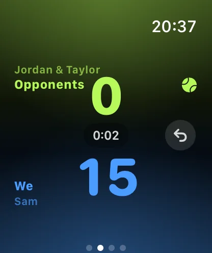 Padelly live score with large point controls on Apple Watch
